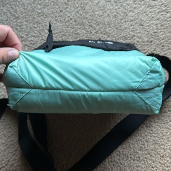 The North Face Nuptse Crossbody bag- Wasabi/black - Picture 5 of 5